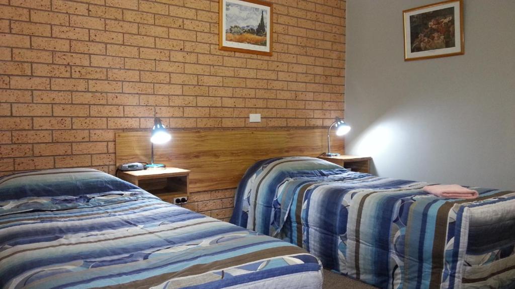 Three Ways Motel Gilgandra Room photo