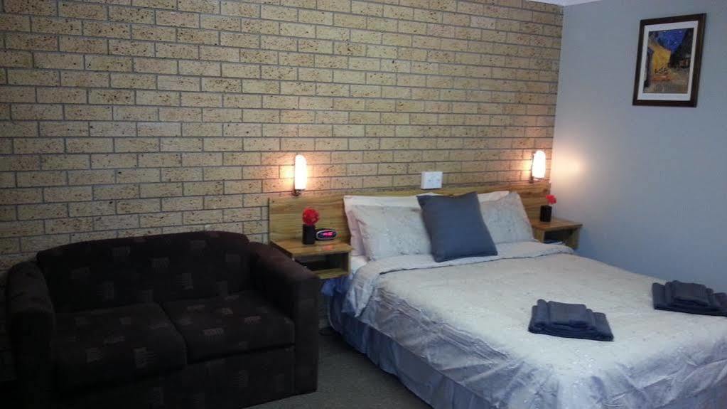 Three Ways Motel Gilgandra Exterior photo