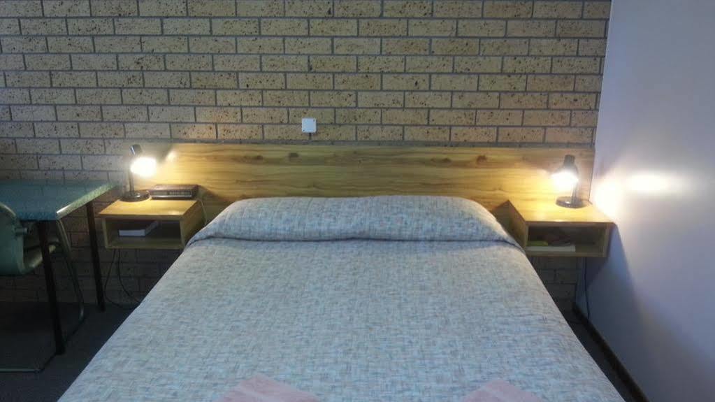 Three Ways Motel Gilgandra Exterior photo