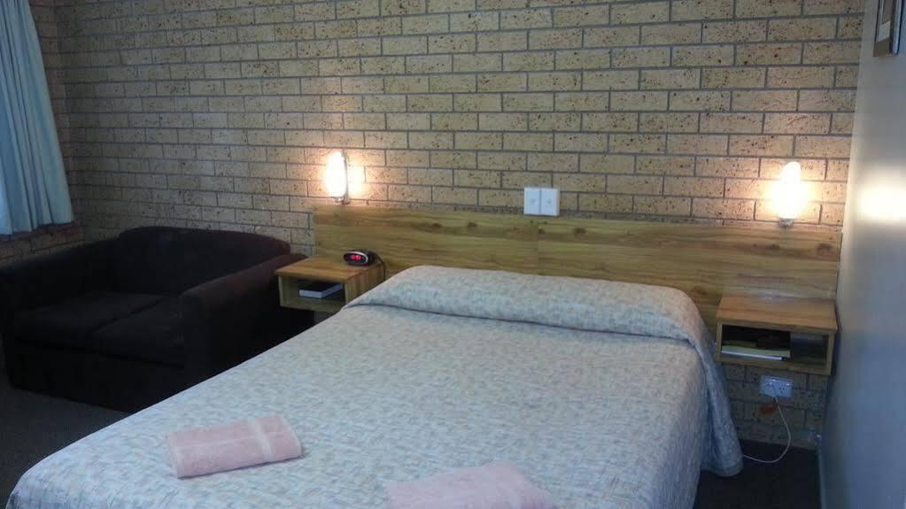 Three Ways Motel Gilgandra Exterior photo